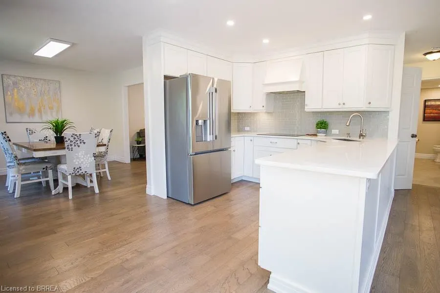 89 Dante Crescent
