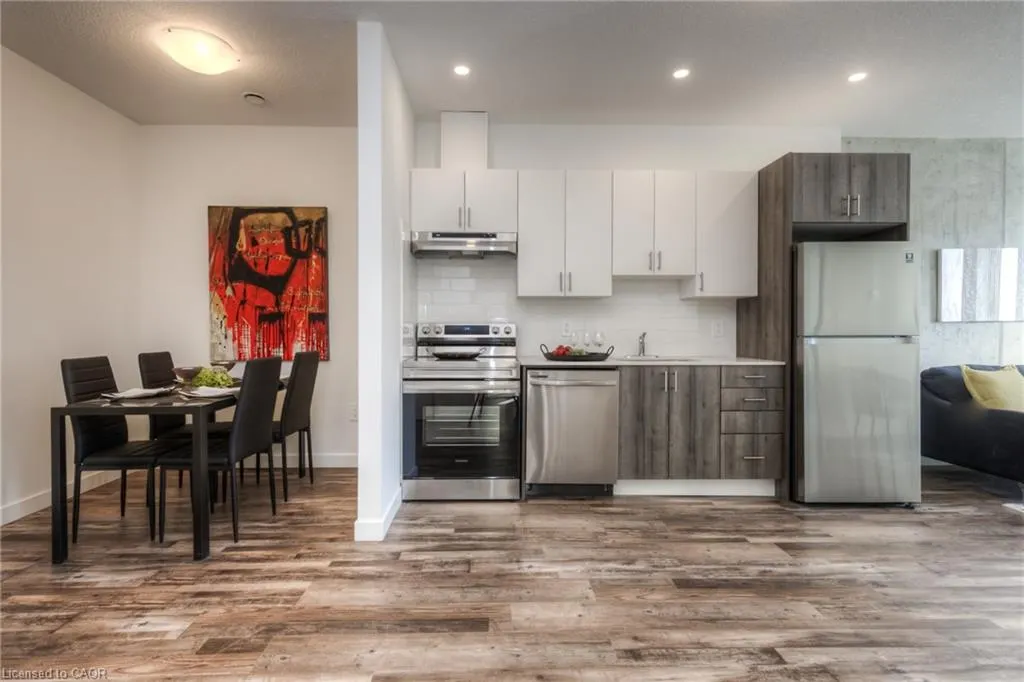1438 Highland Road W, #605
