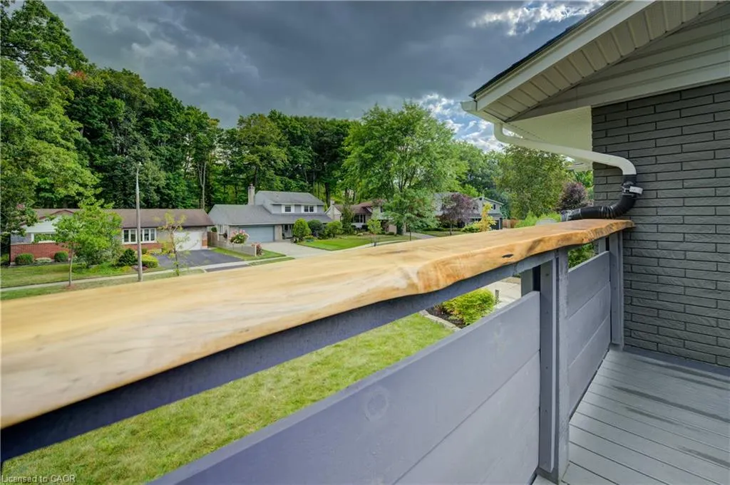 120 Rennie Drive