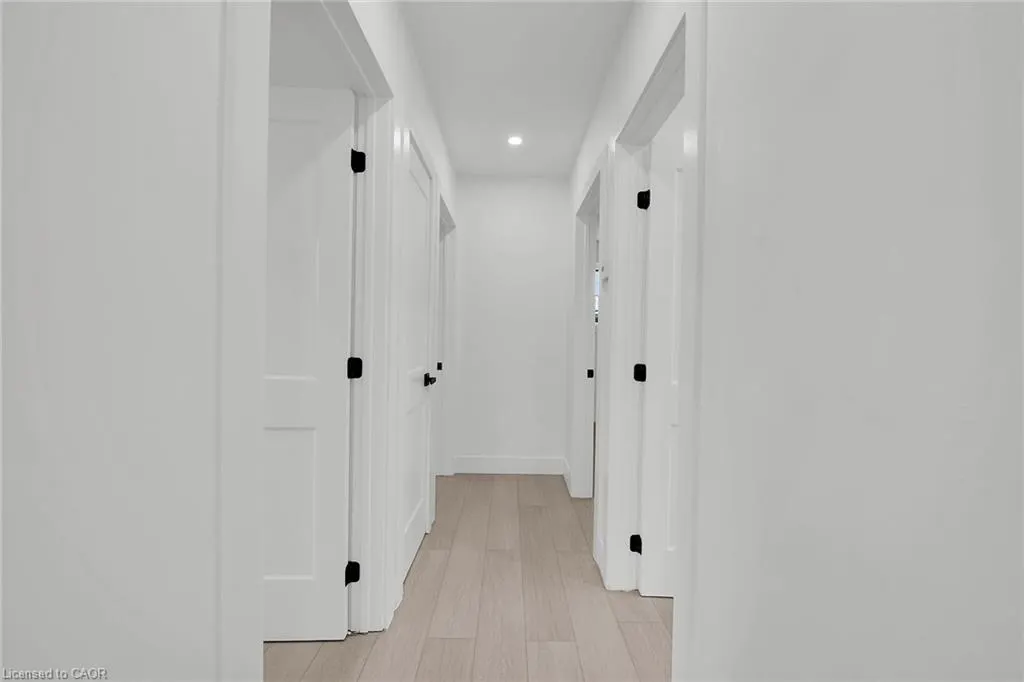 4 Lilacside Drive