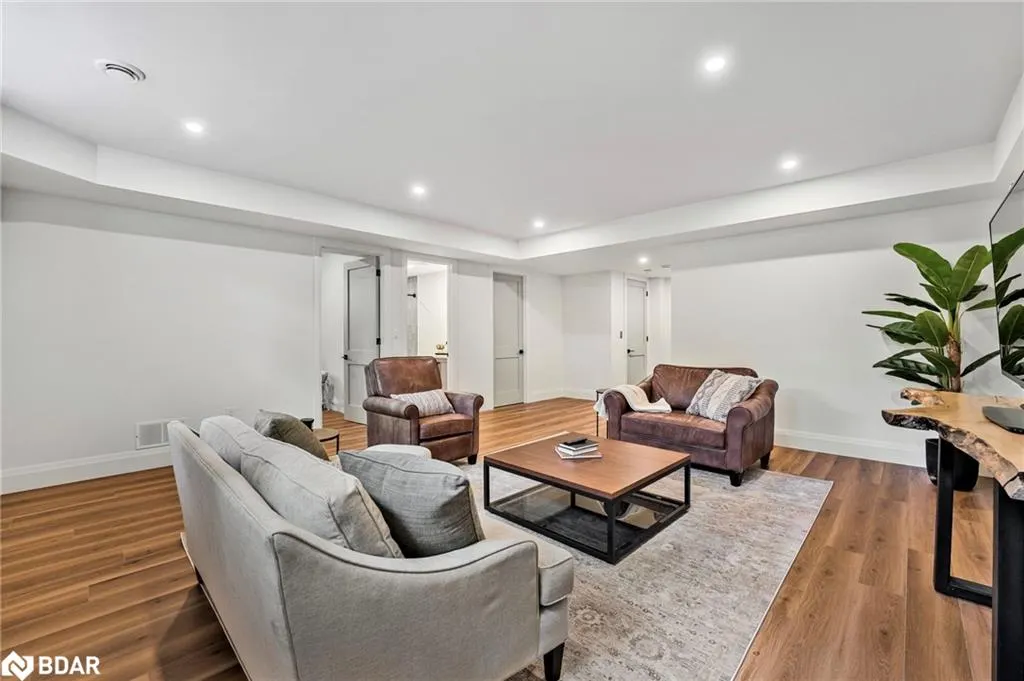 46 Tyndale Road