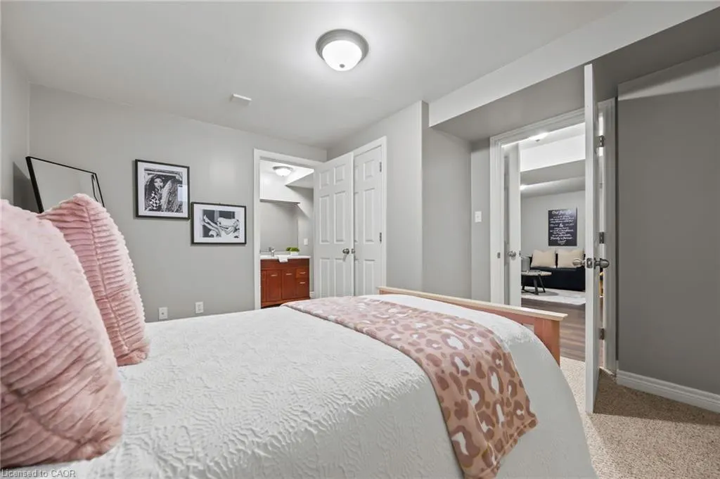 8 Pamela Lane