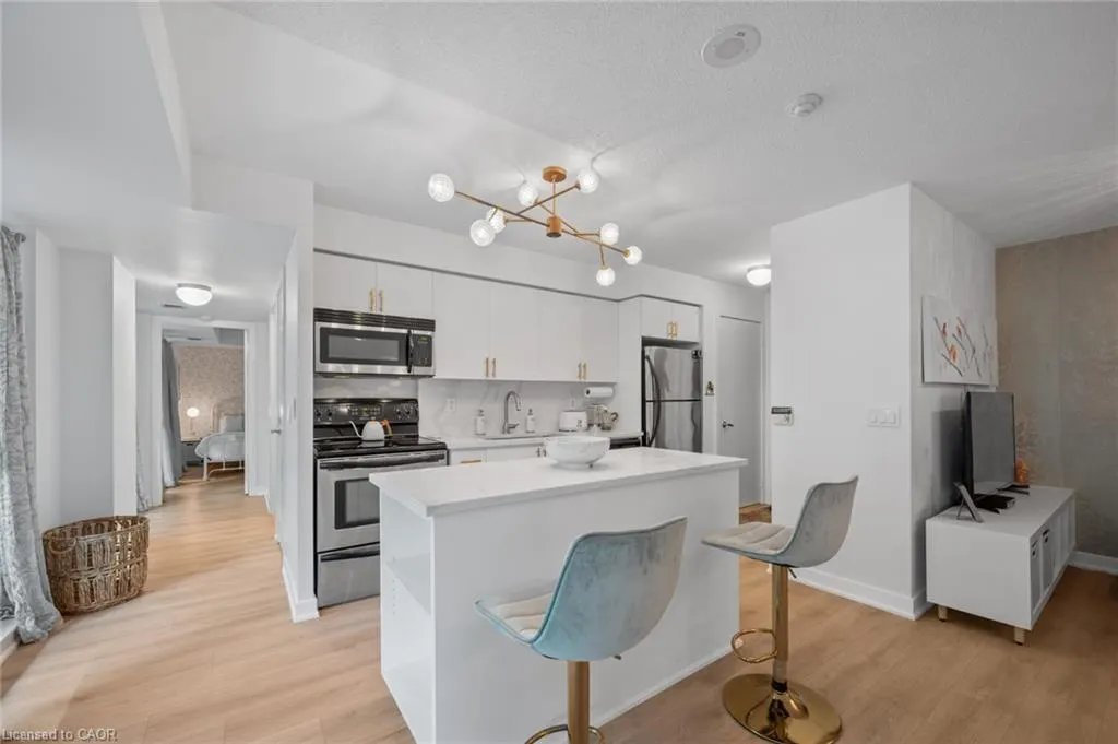 80 Western Battery Road, #222