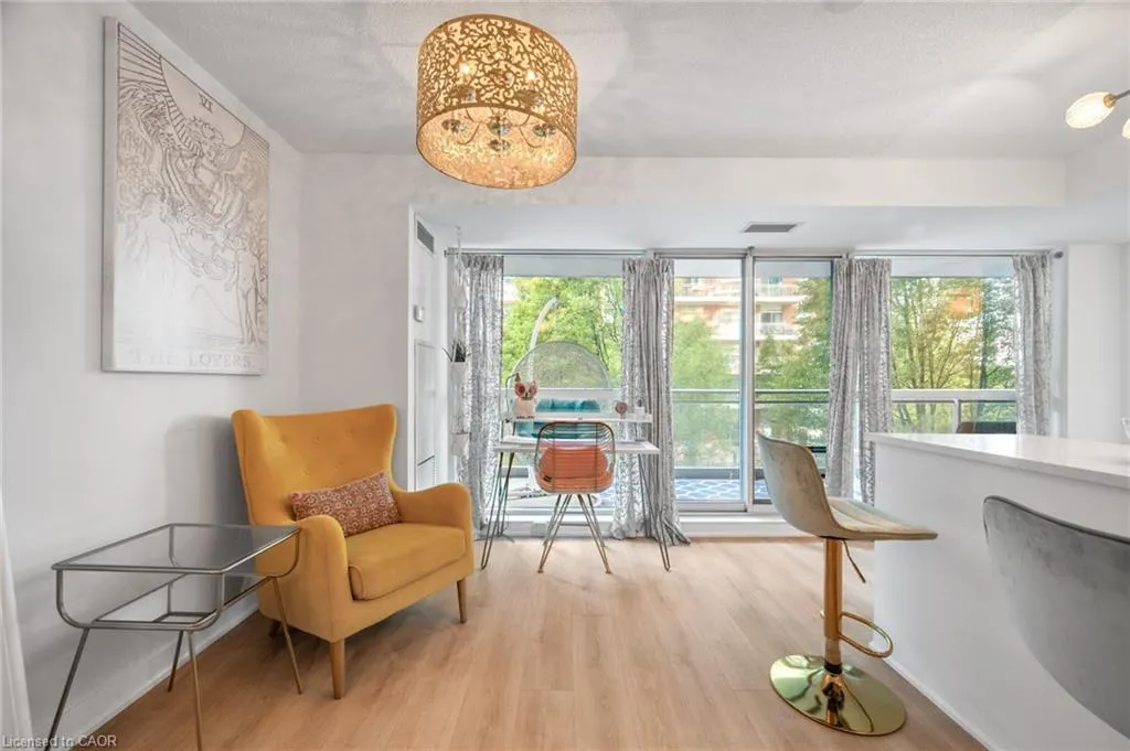80 Western Battery Road, #222