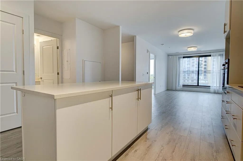 181 King Street S, #710