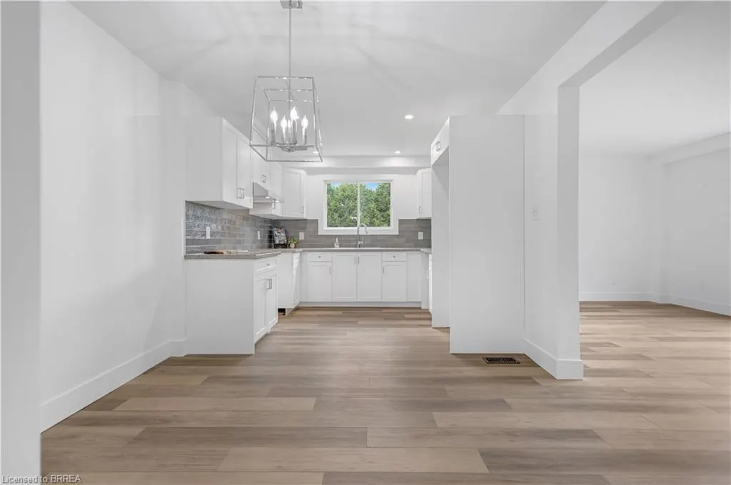 34 Oakhill Drive, #20B