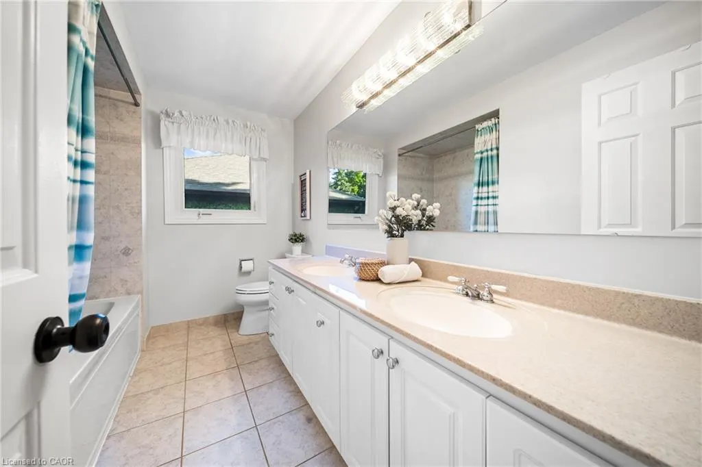 1246 Old Carriage Way