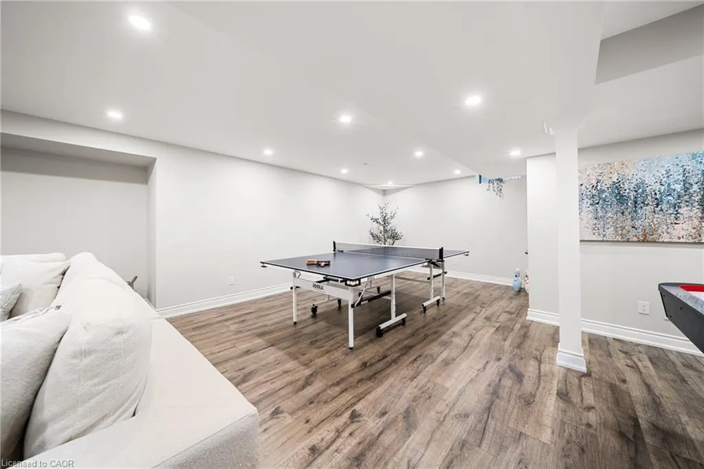 1246 Old Carriage Way