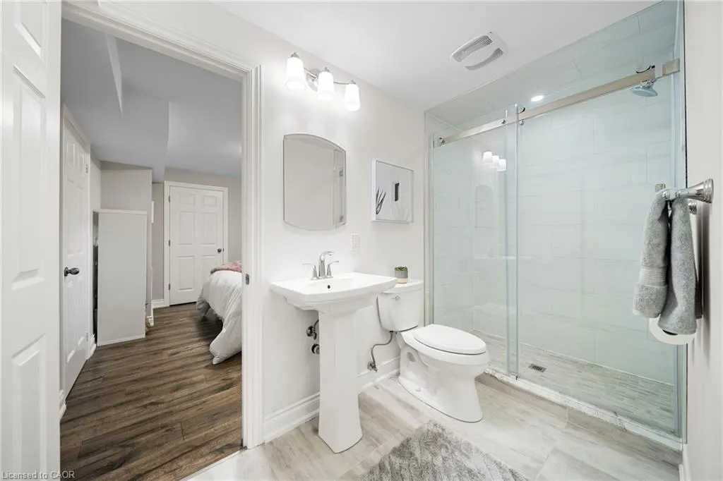 1246 Old Carriage Way