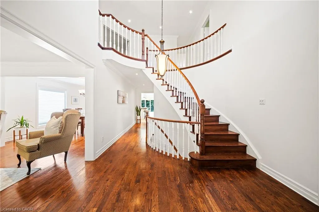 1246 Old Carriage Way