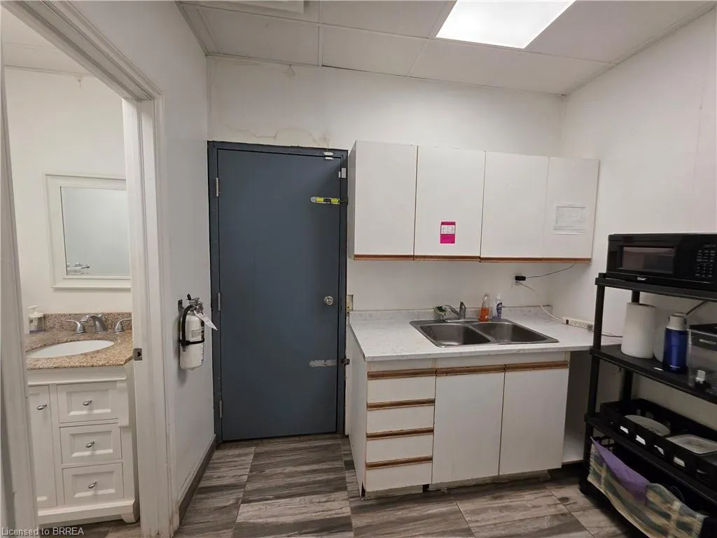 85 Emilie Street, #Main Floor