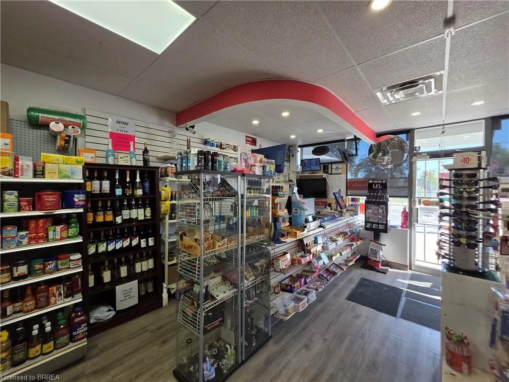 85 Emilie Street, #Main Floor