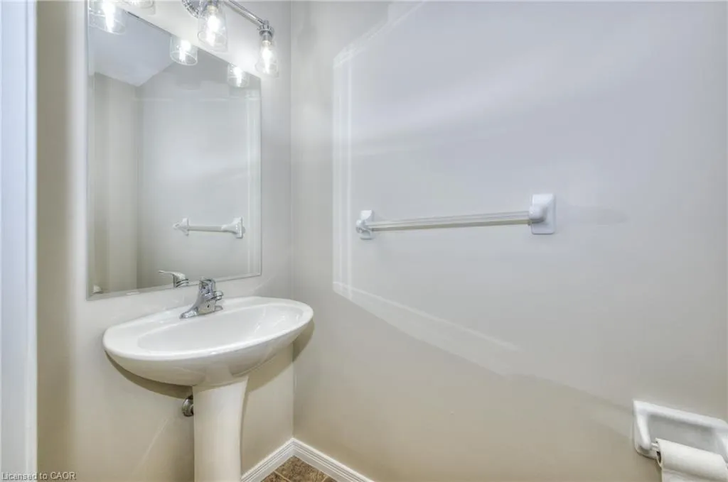 931 Glasgow Street, #8C