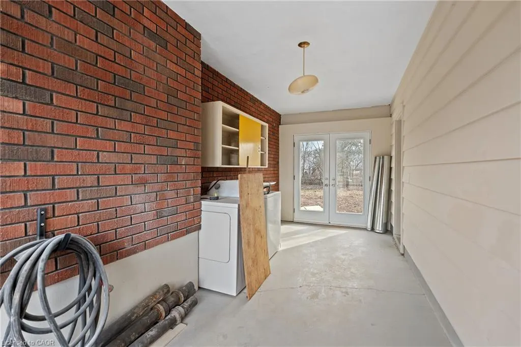 28 Dale Avenue