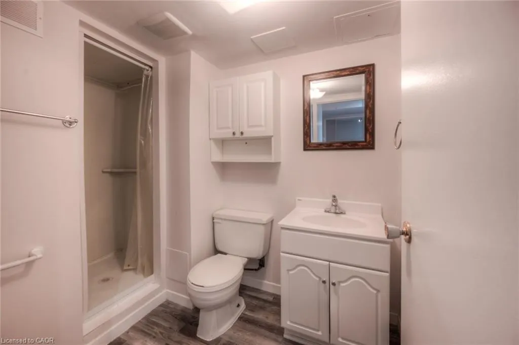 57 Kingswood Drive, #LOWER