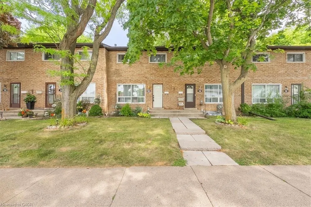 32 Riverdale Drive