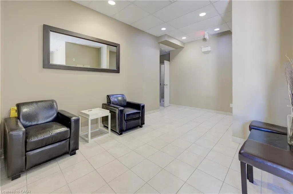 36 Regina Street, #401
