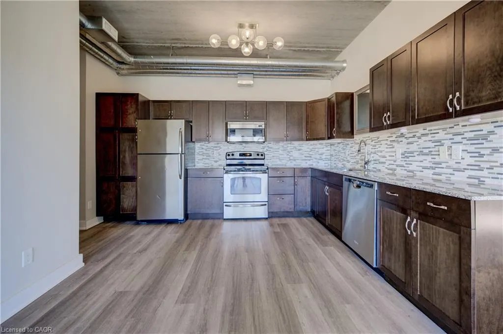 36 Regina Street, #401