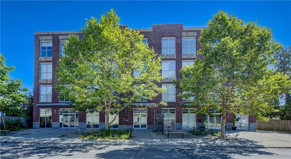 36 Regina Street, #401