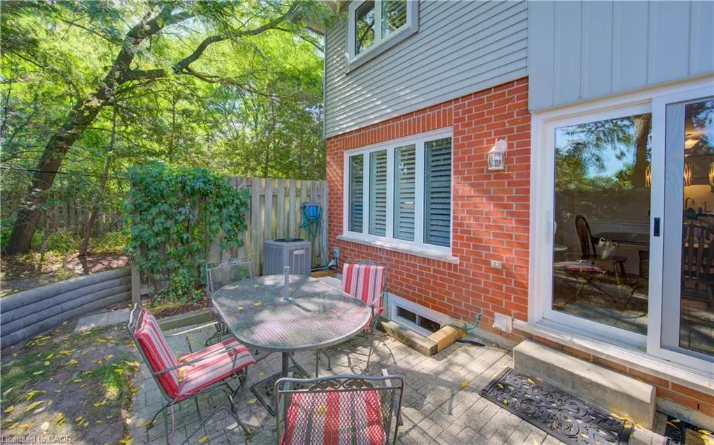89 Woolwich Street, #12