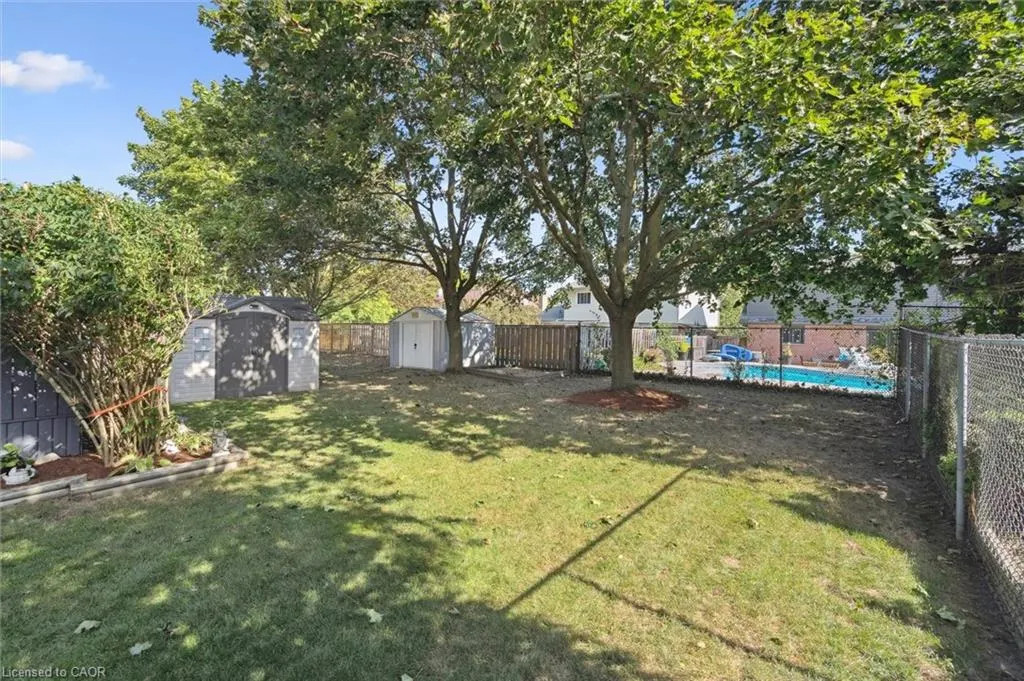 174 Sunpoint Crescent