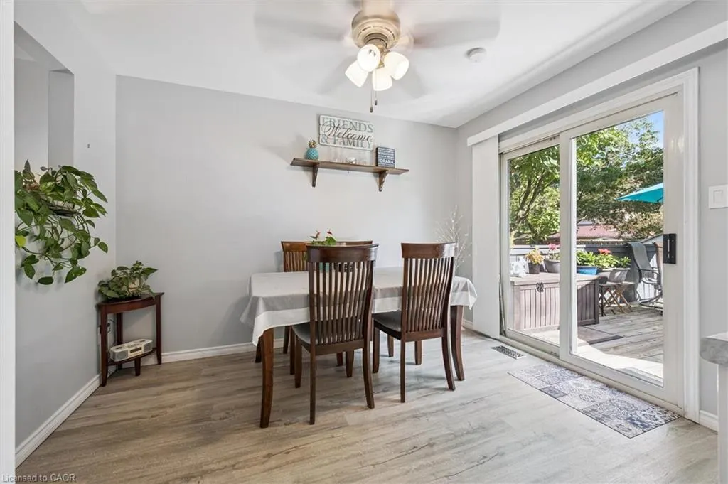 174 Sunpoint Crescent