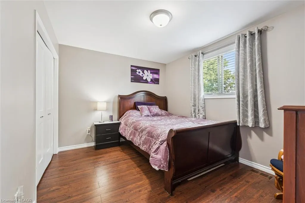 174 Sunpoint Crescent