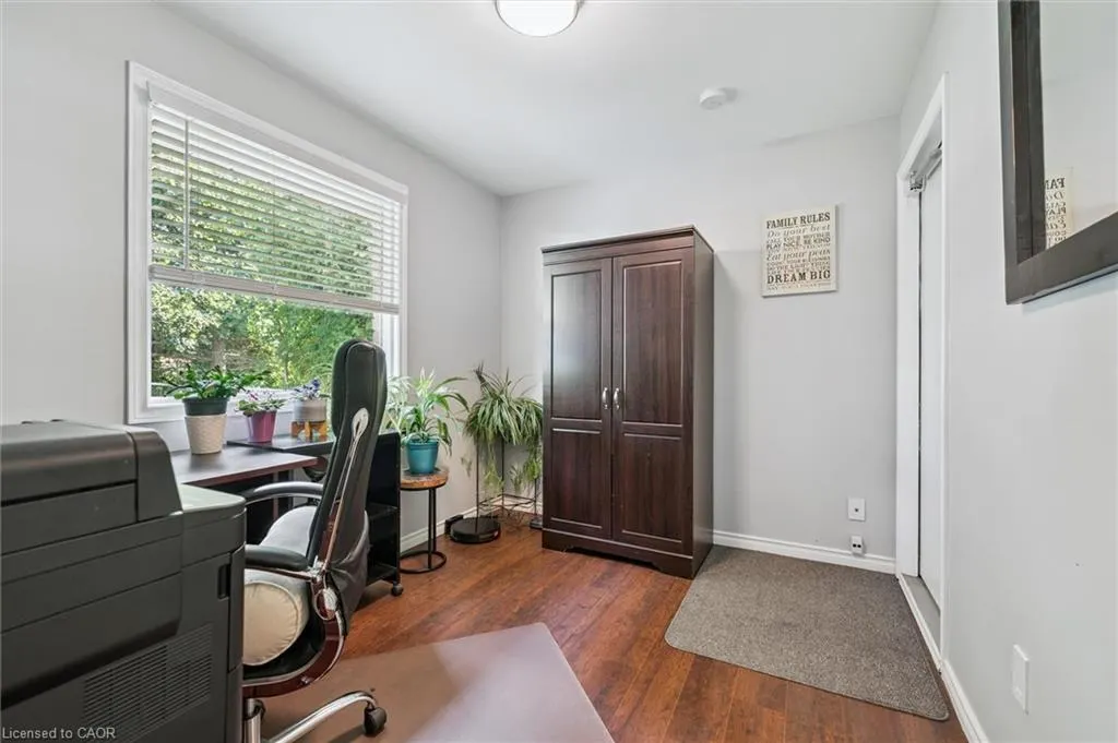 174 Sunpoint Crescent