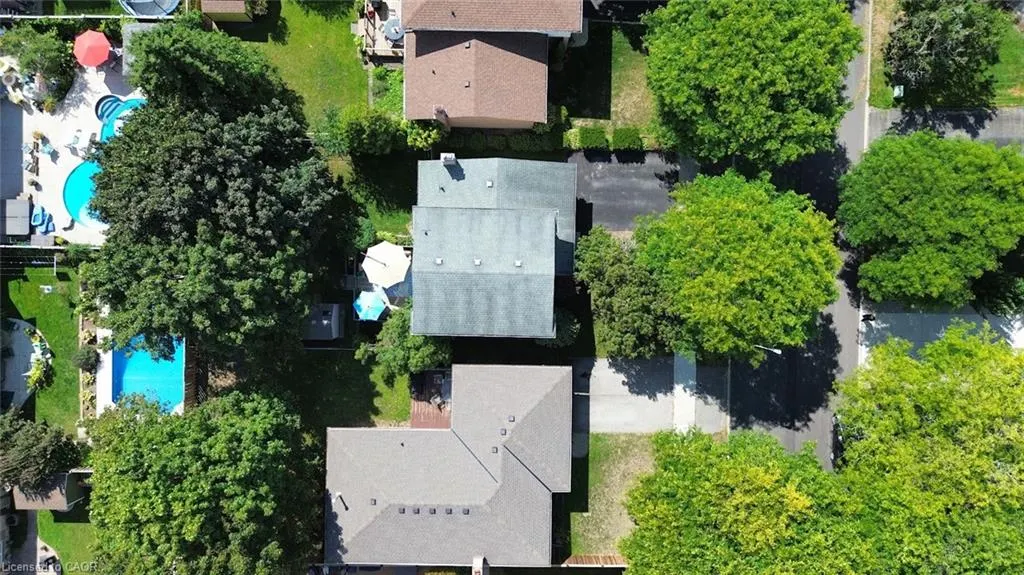 174 Sunpoint Crescent