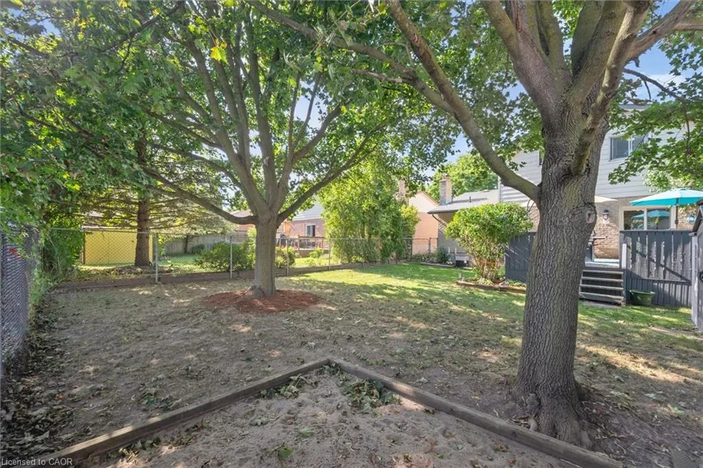 174 Sunpoint Crescent