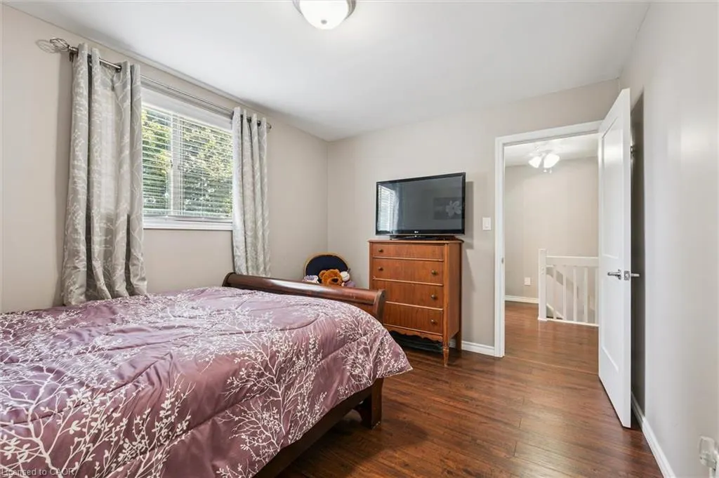 174 Sunpoint Crescent