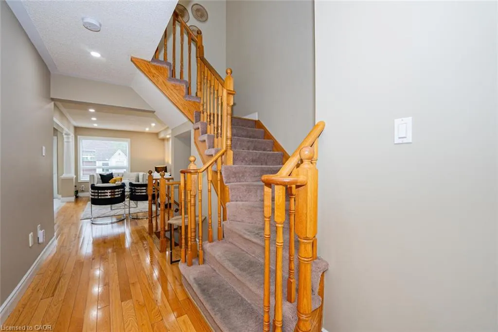 47 Woodcote Crescent