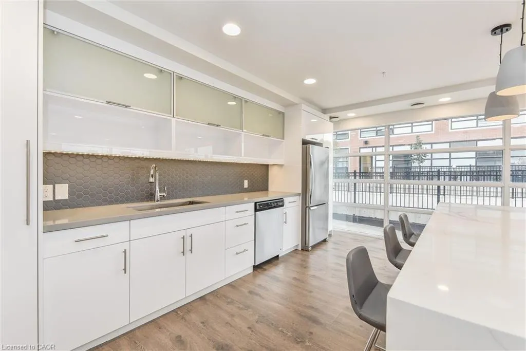 155 St. Leger Street, #208