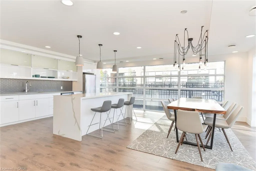 155 St. Leger Street, #208