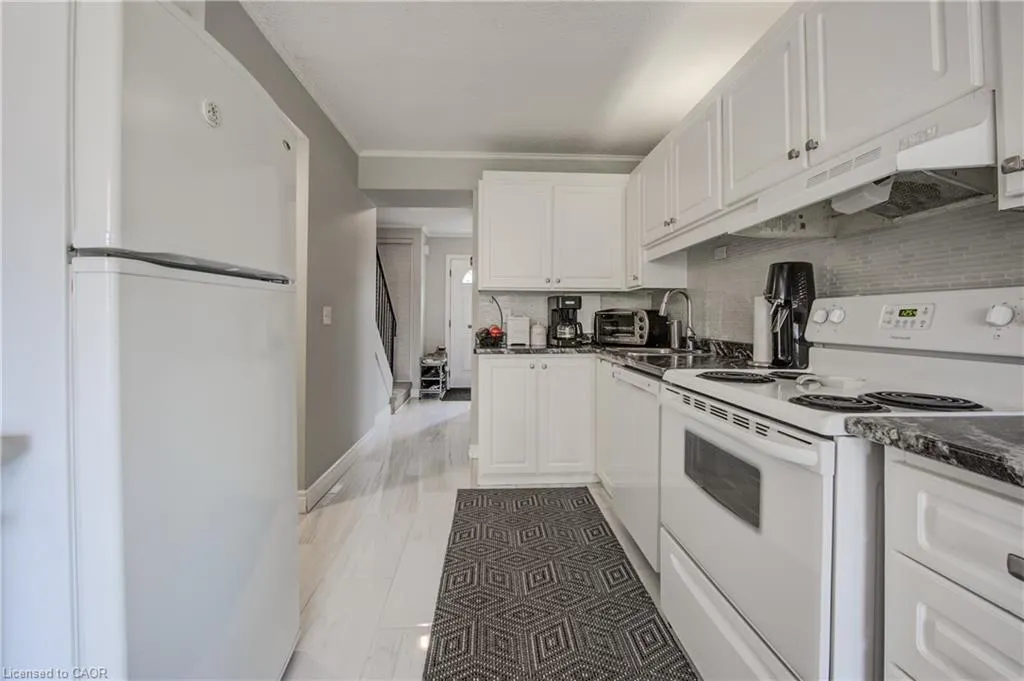 121 University Avenue E, #43