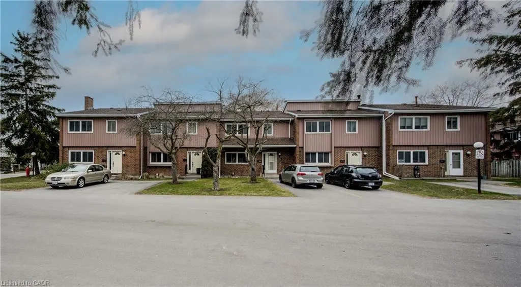 121 University Avenue E, #43