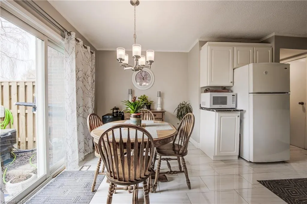 121 University Avenue E, #43