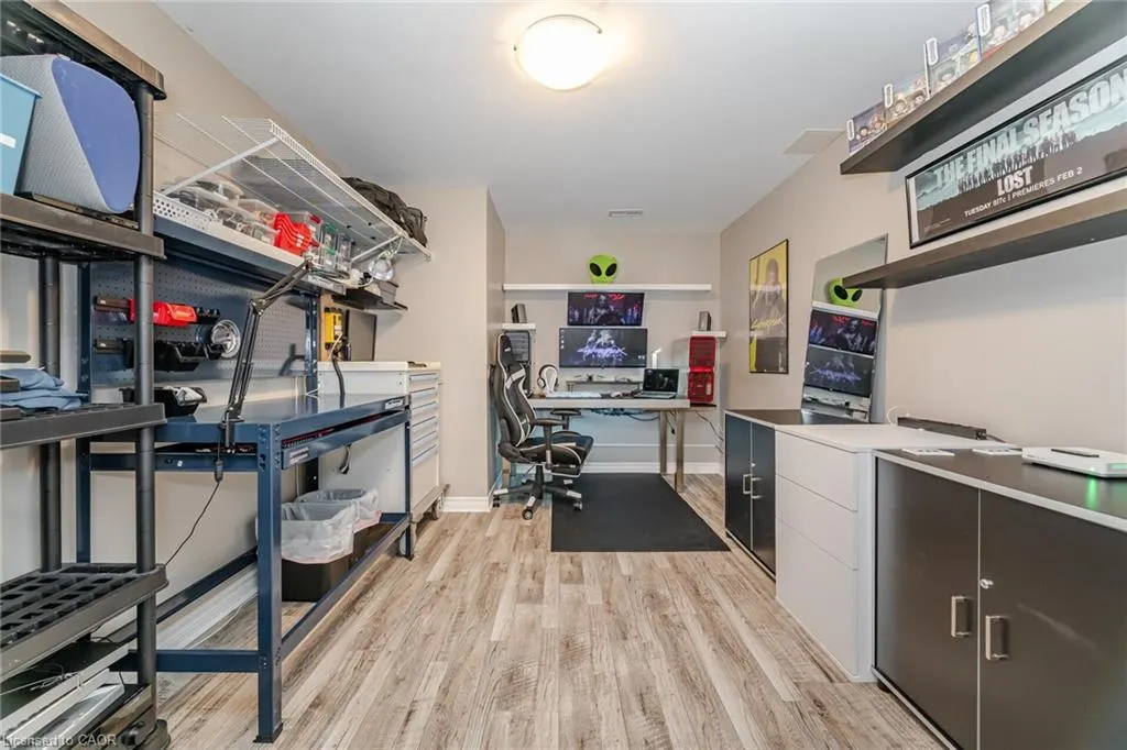 387 Gravel Ridge Trail