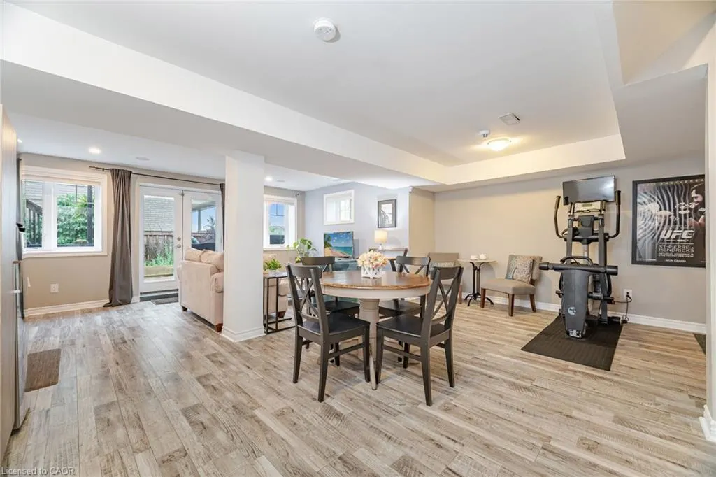 387 Gravel Ridge Trail
