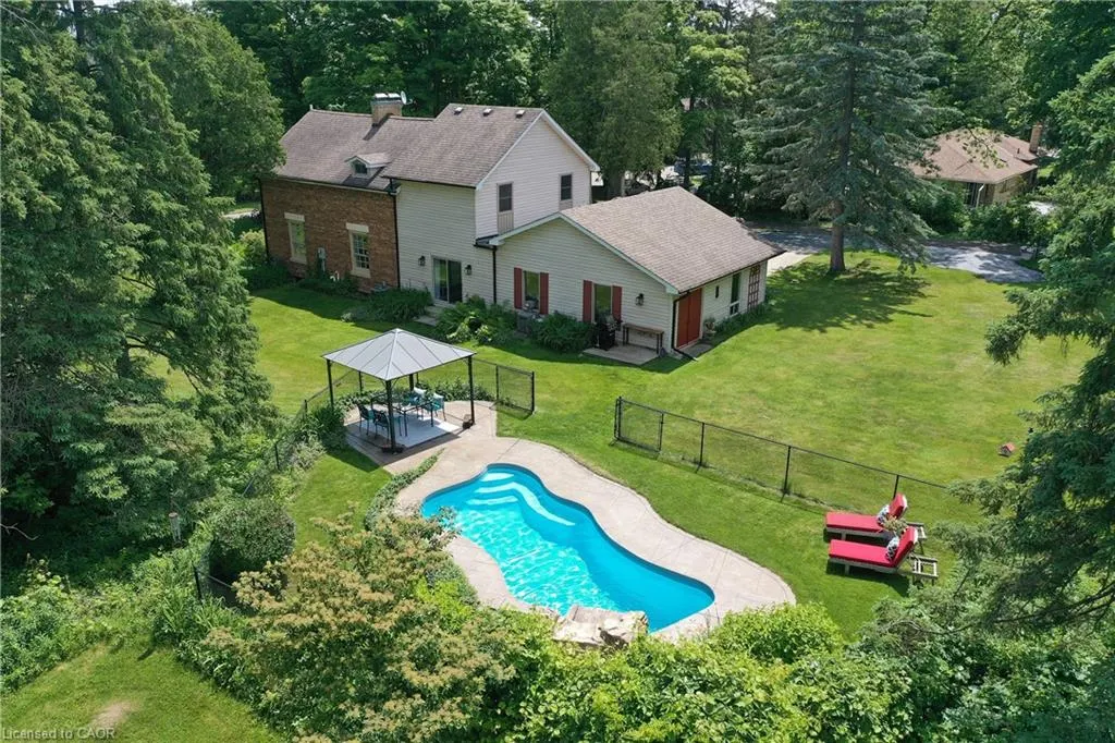 4 Stewarttown Road