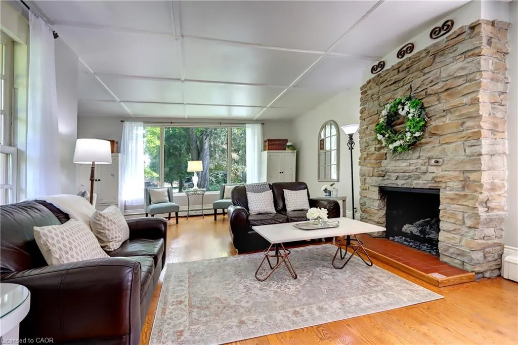 4 Stewarttown Road