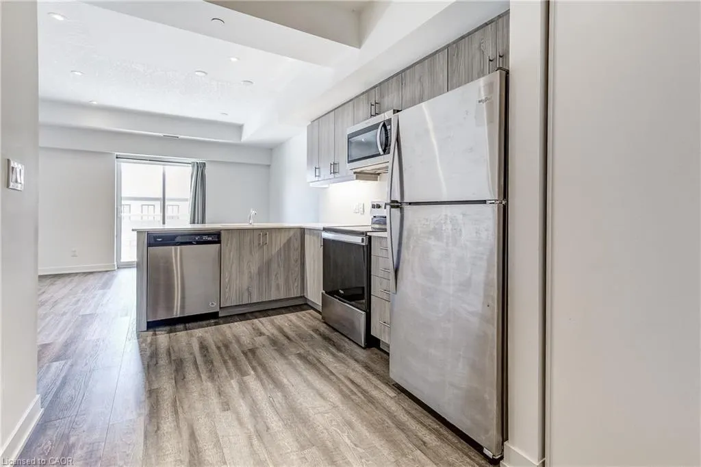 16 Markle Crescent, #311