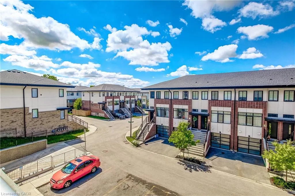 16 Markle Crescent, #311