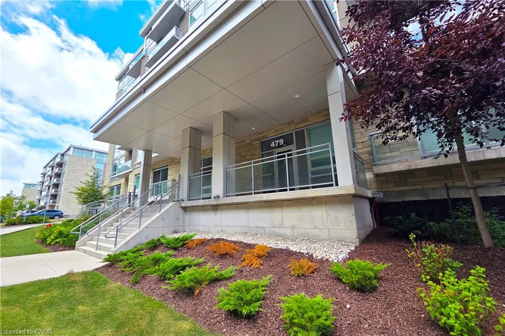 479 Charlton Avenue E, #408