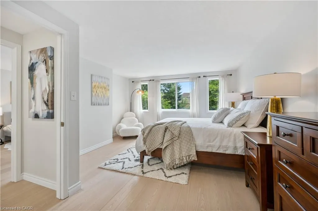 397 Havendale Crescent