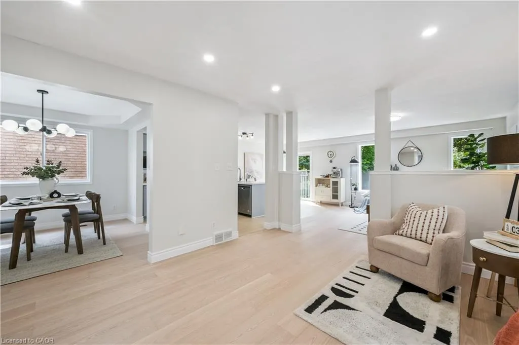 397 Havendale Crescent