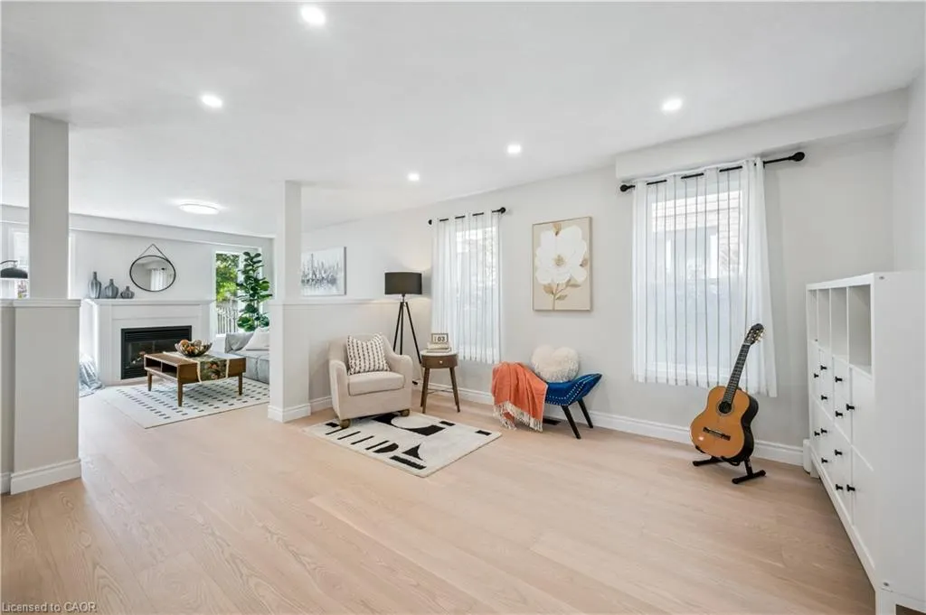 397 Havendale Crescent