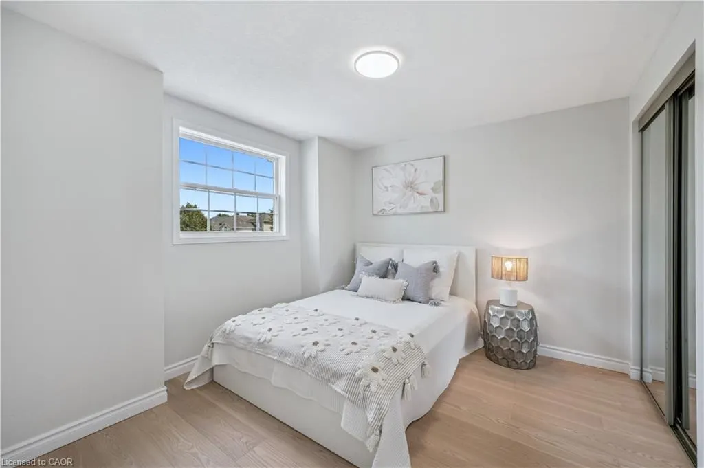 397 Havendale Crescent