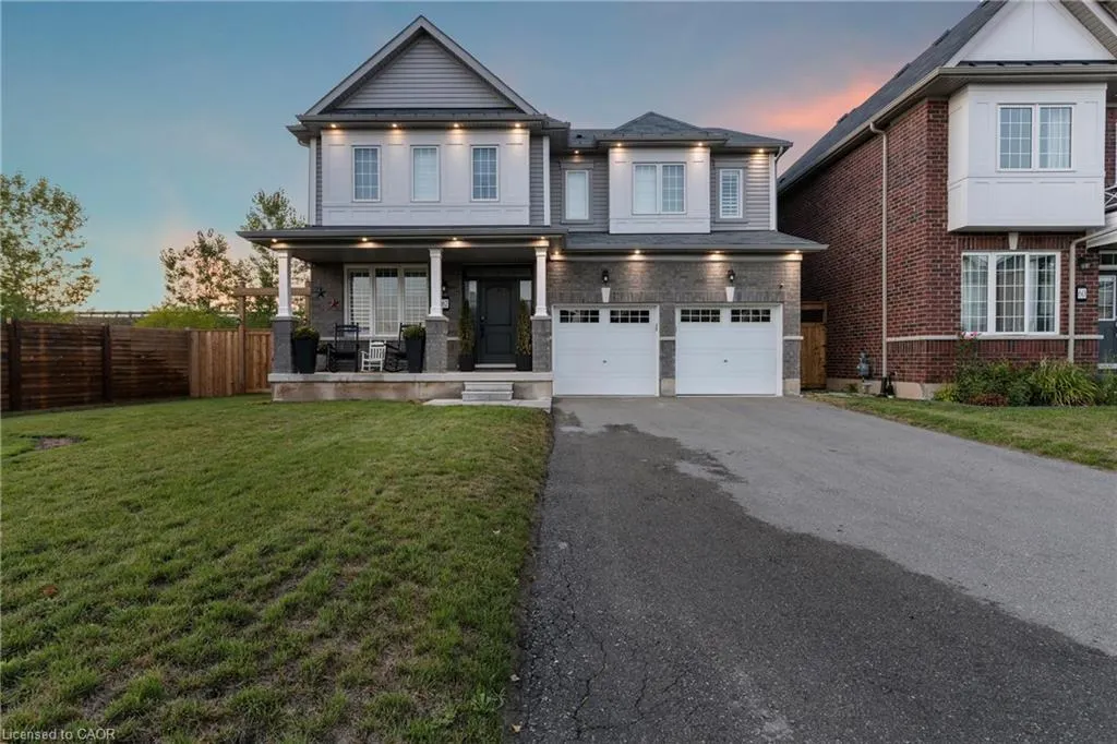 62 Esther Crescent