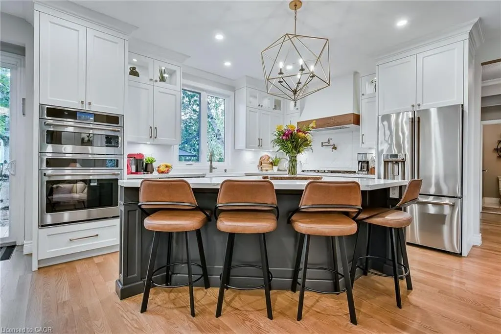 447 Golf Links Road
